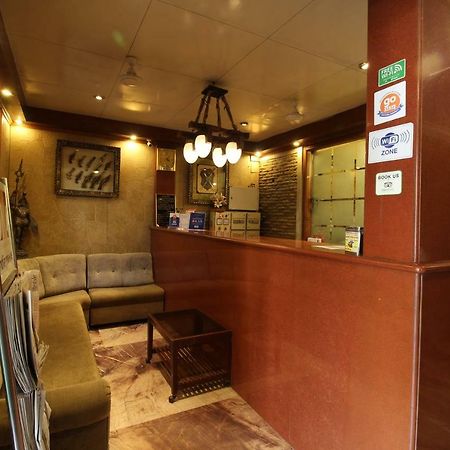 Hotel Shivam Пюн Екстериор снимка