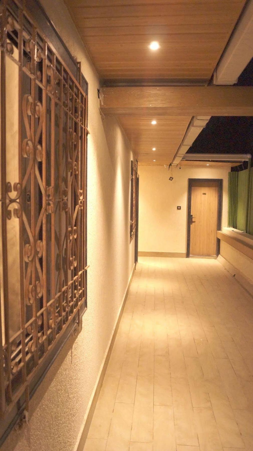 Hotel Shivam Пюн Екстериор снимка